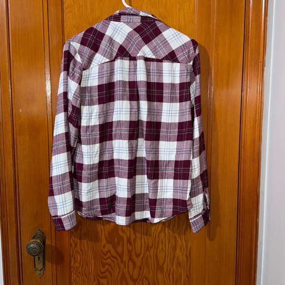 2/$15 Maurices Burgundy and White Plaid Shirt Sz large - Picture 3 of 3
